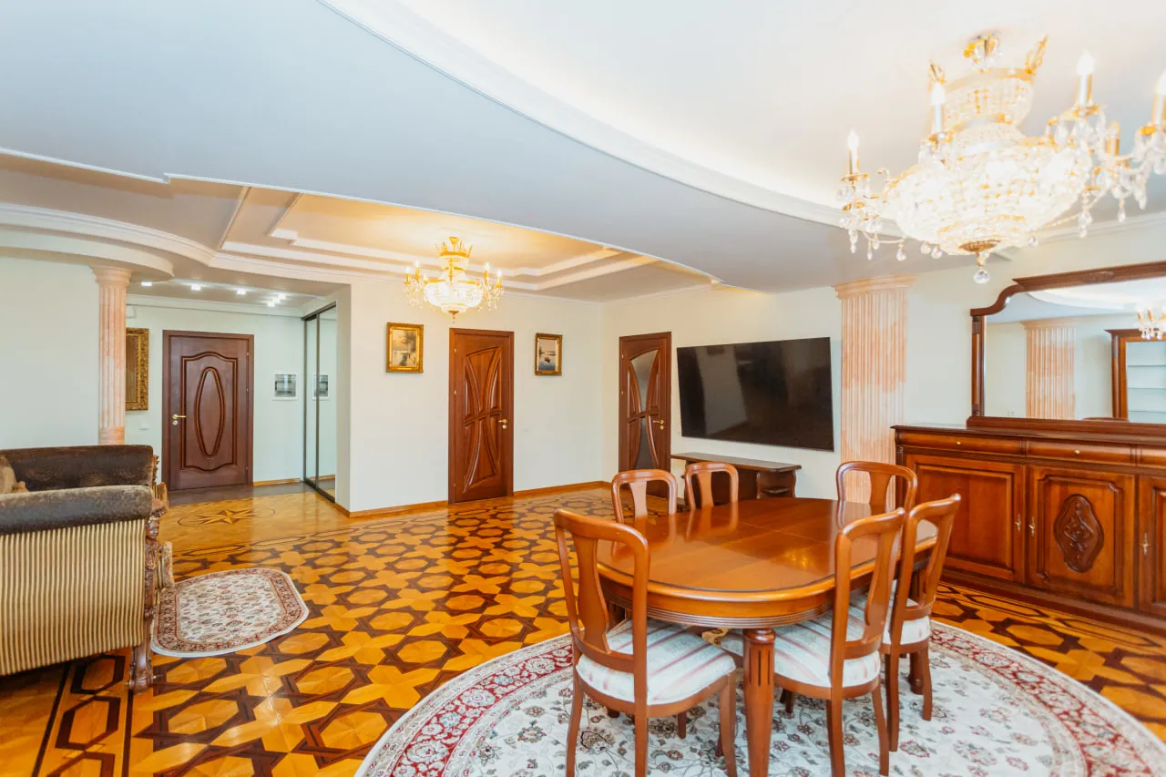 Chișinău Centru str. Mihai Eminescu  3