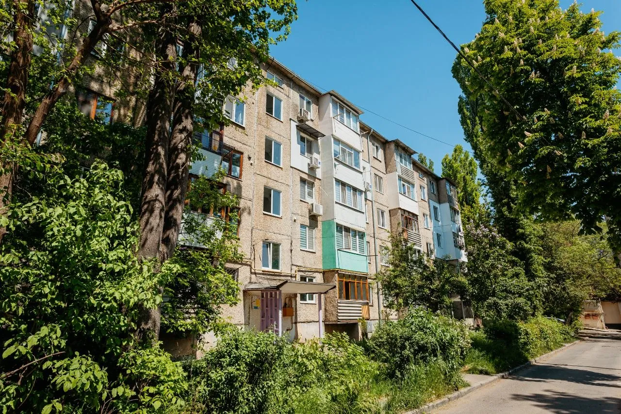 Chișinău Botanica str. Sarmizegetusa 8
