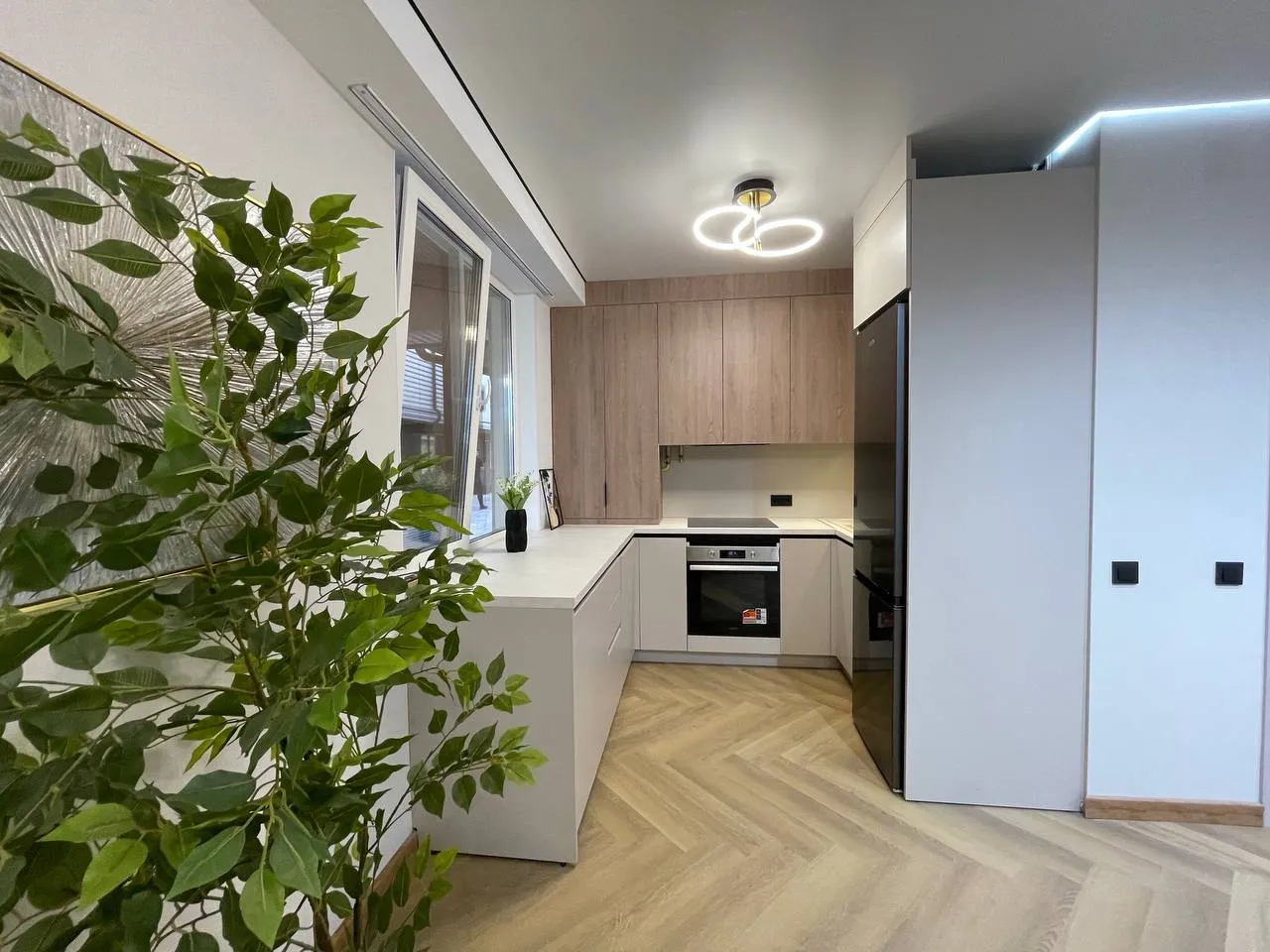 Ialoveni, Centru str. Grigore Vieru 2
