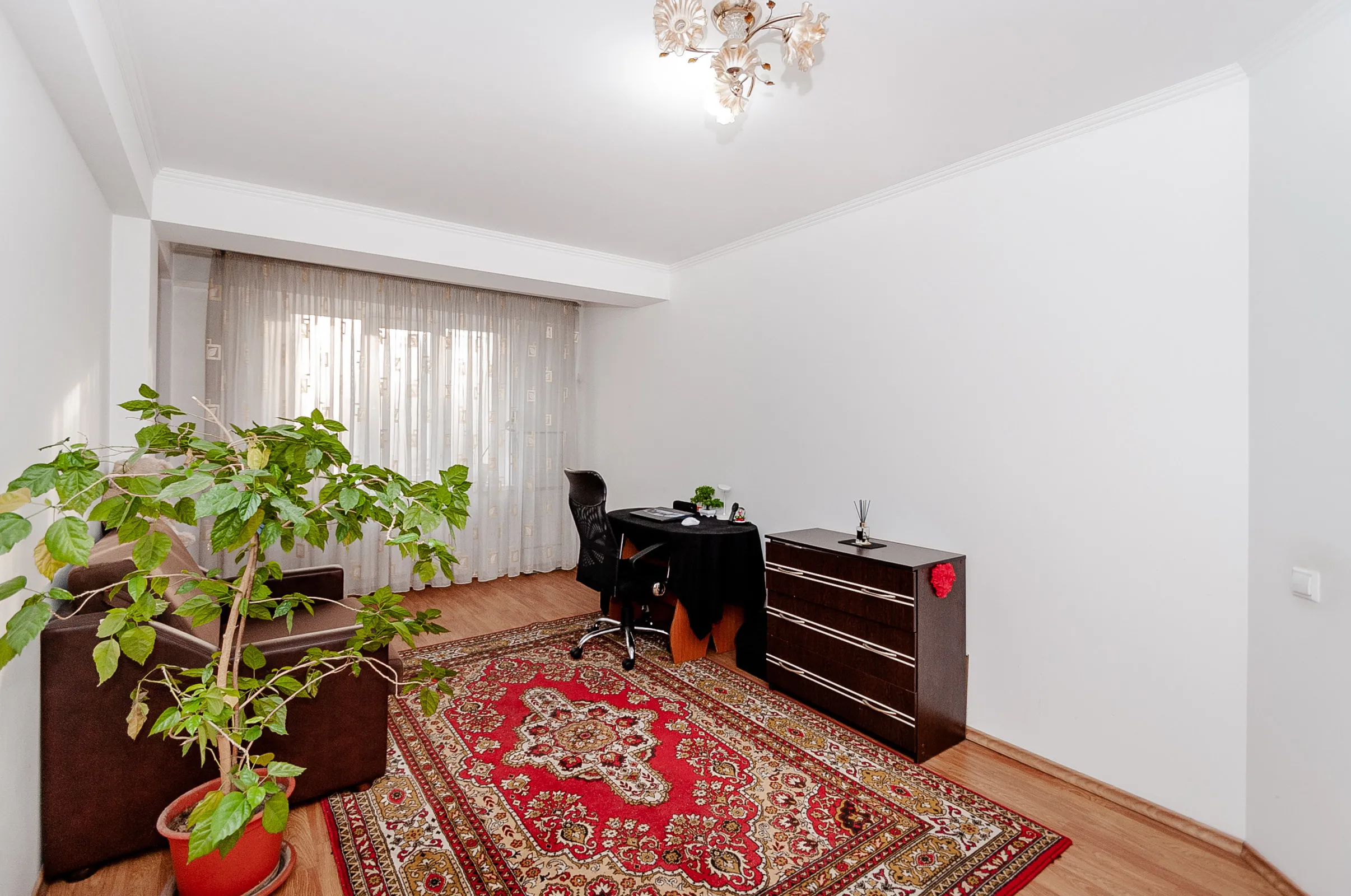 Chișinău Botanica bd. Cuza Vodă 5