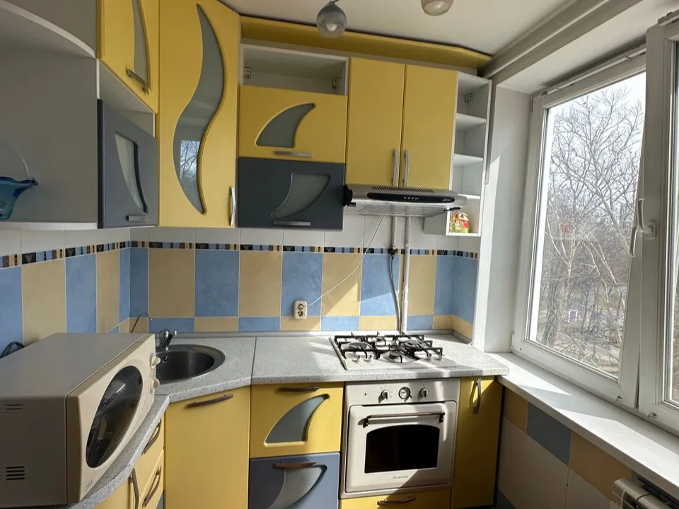 Chișinău Botanica str. Nicolae Zelinski 1