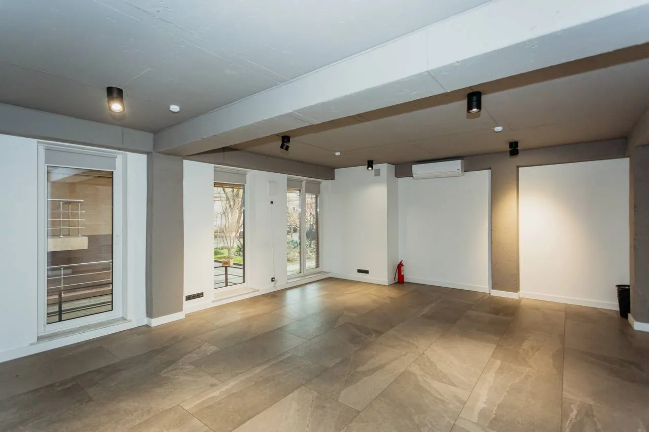 Chișinău Centru str. Vlaicu Pârcălab 2