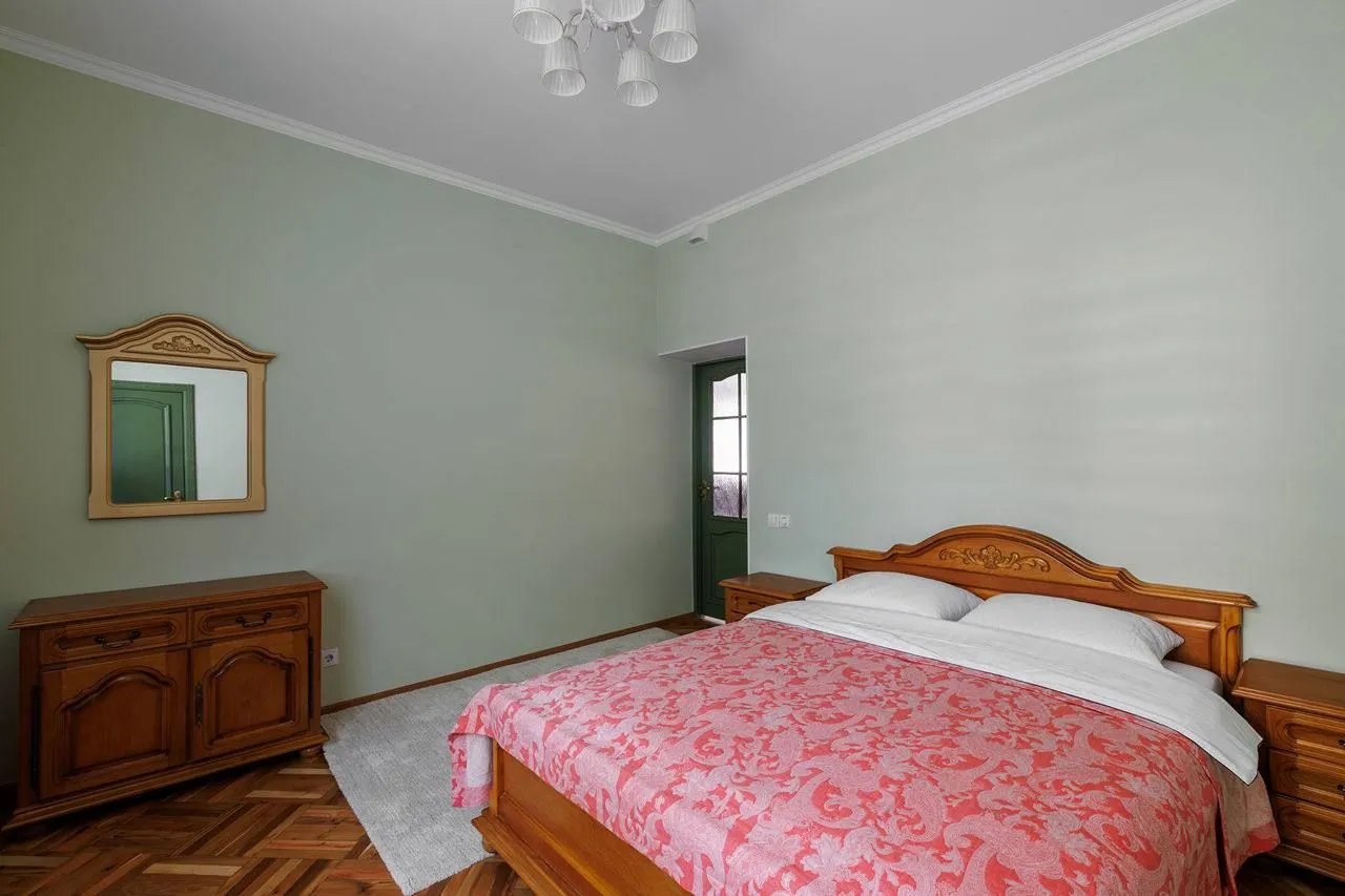 Chișinău Buiucani str. Vasile Stroescu 6