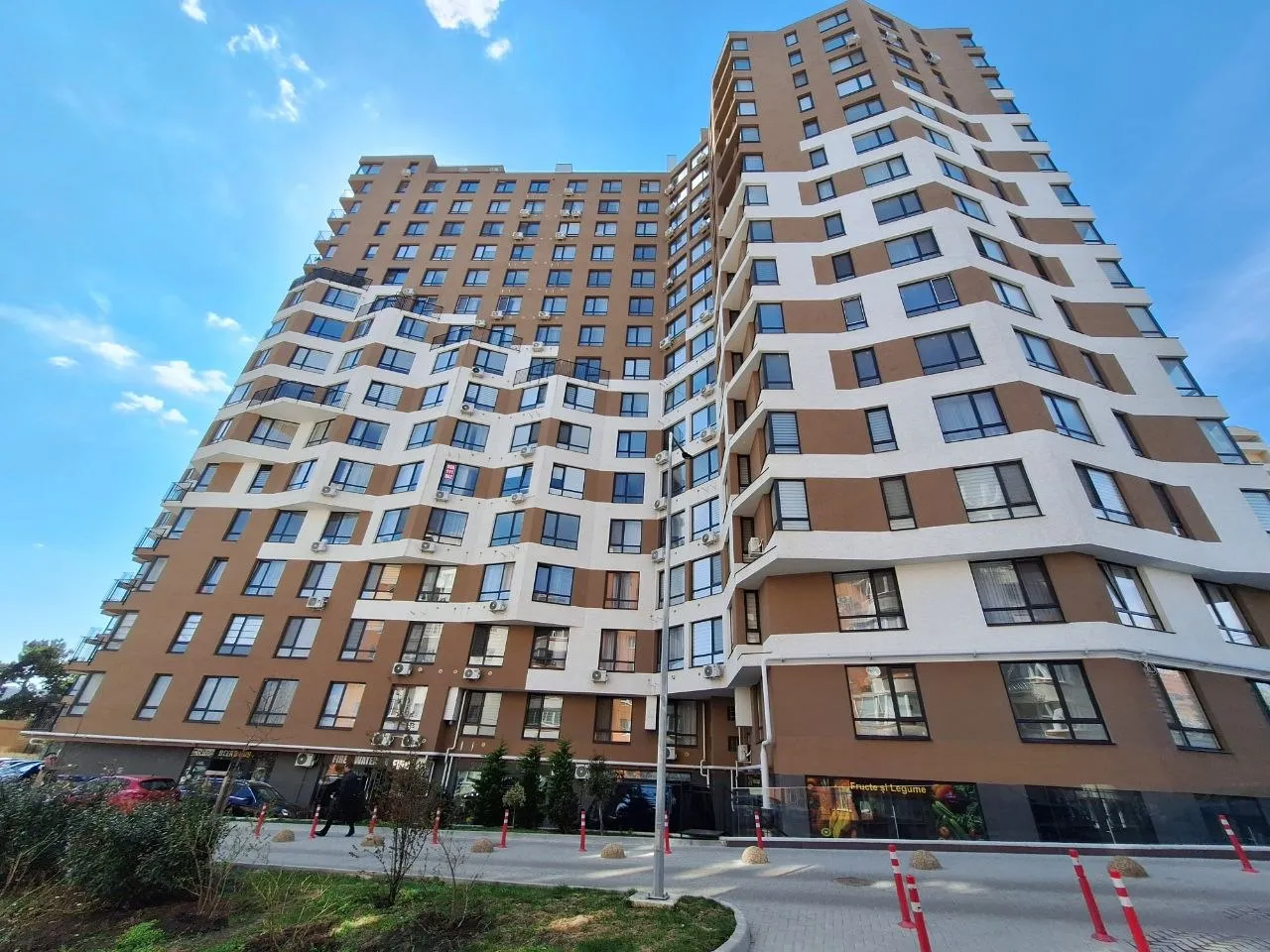 Chișinău str. Nicolae Testemițanu 10