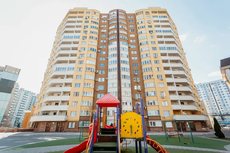 Chișinău Ciocana bd. Mircea cel Bătrân 9