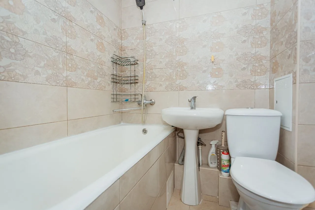 Chișinău Buiucani str. Nicolae Costin  4