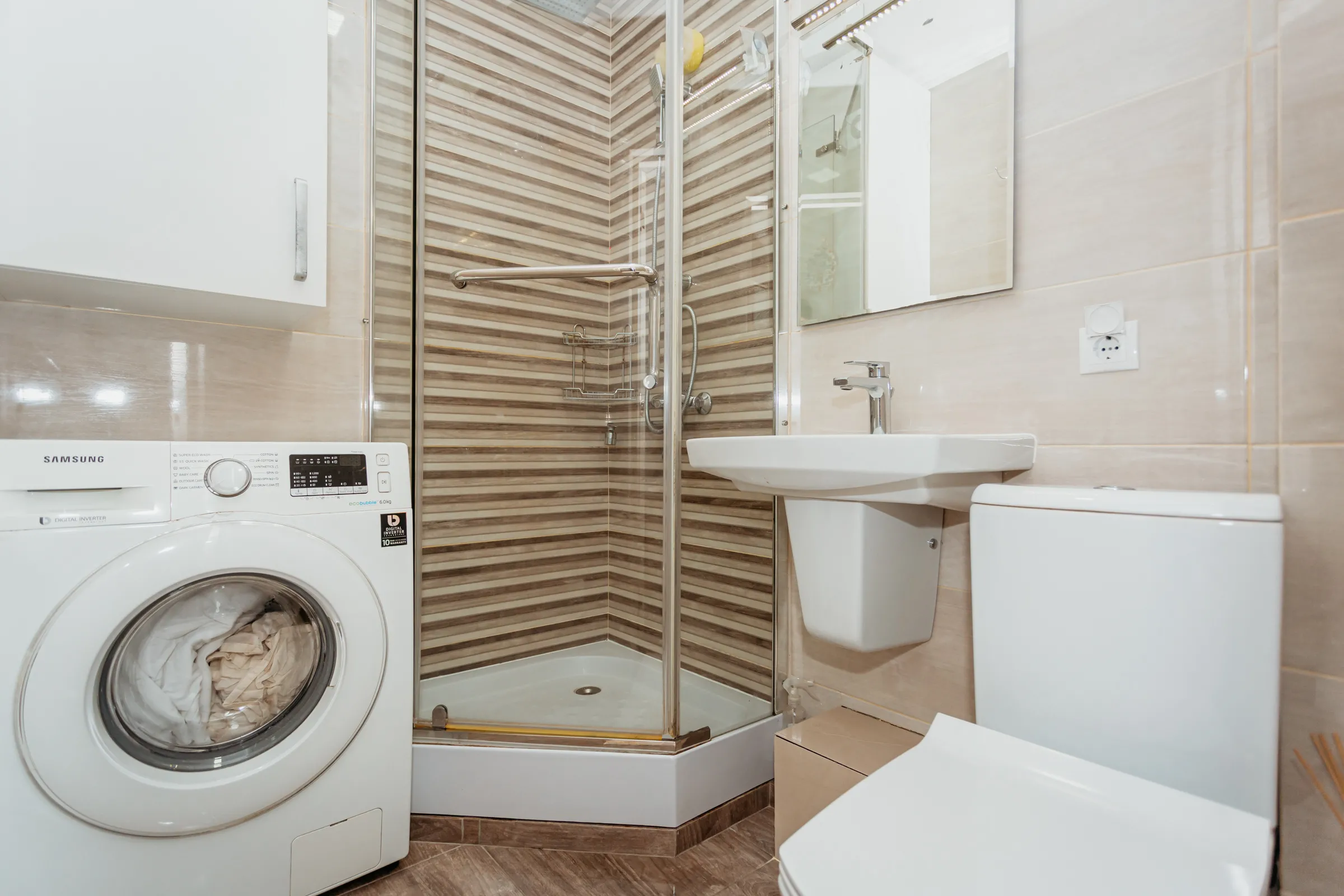 Chișinău Botanica str. Trandafirilor 8