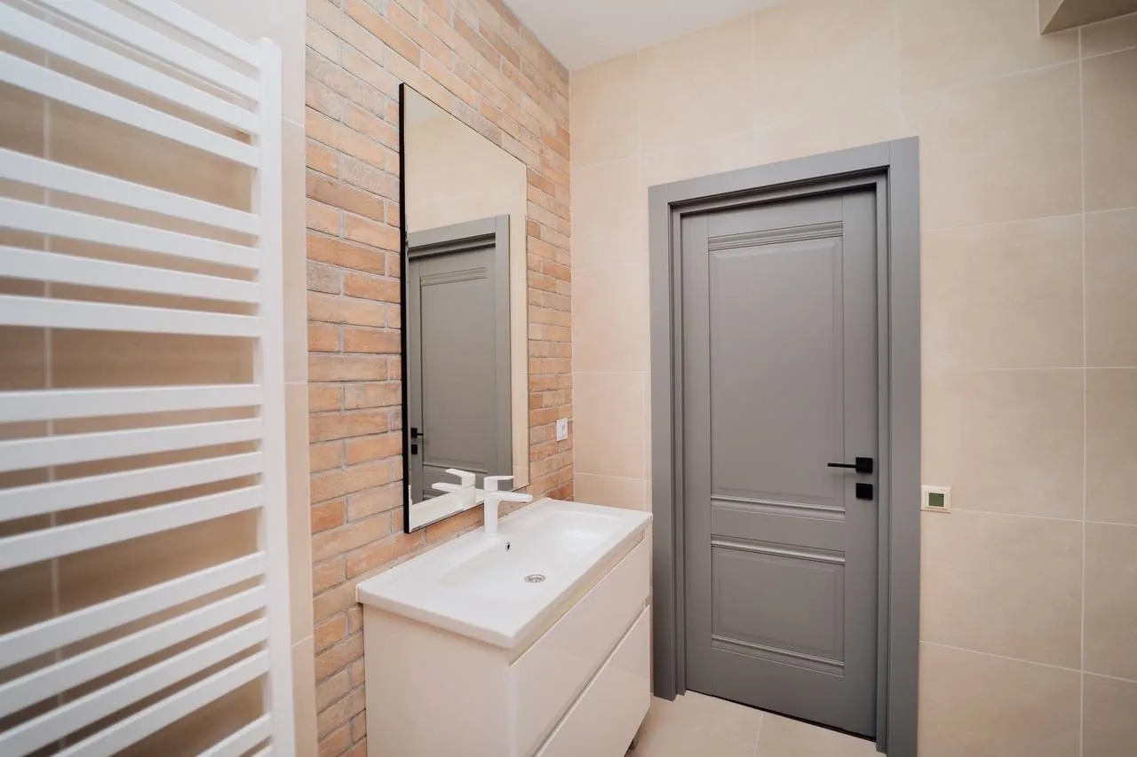 Chișinău Buiucani str. Calea Ieșilor 8