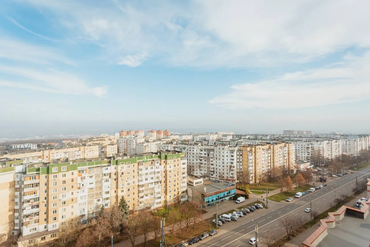Chișinău Buiucani str. Alba Iulia 16