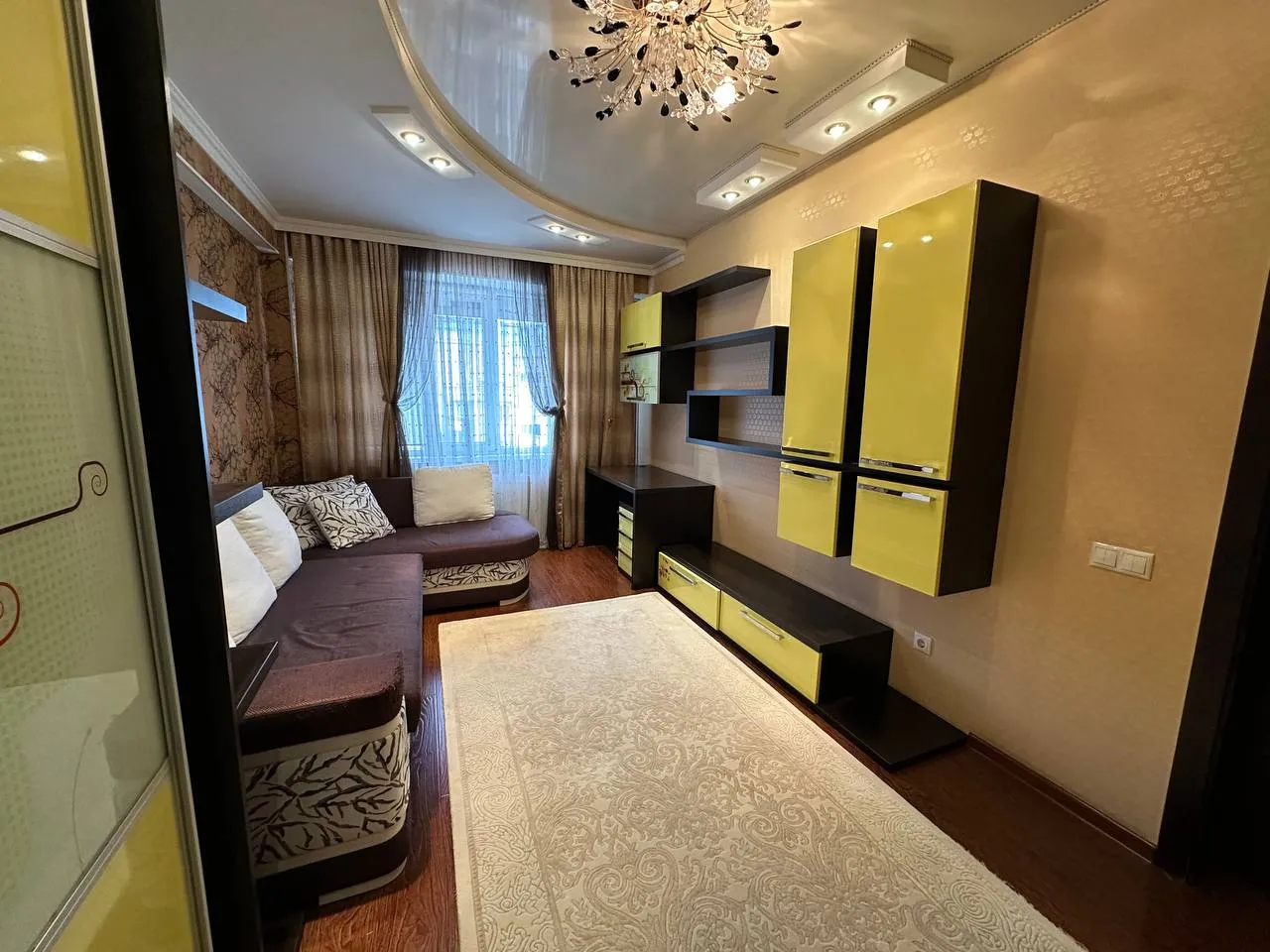 Chișinău Buiucani str. Alba Iulia 4