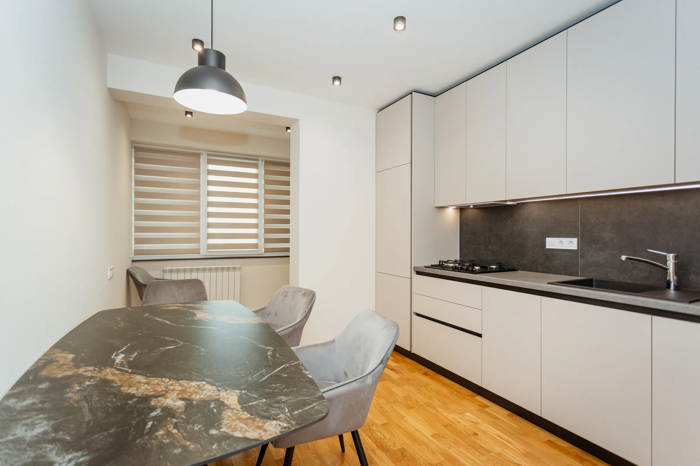 Chisinau Cionana str.Mircea cel Batran  4