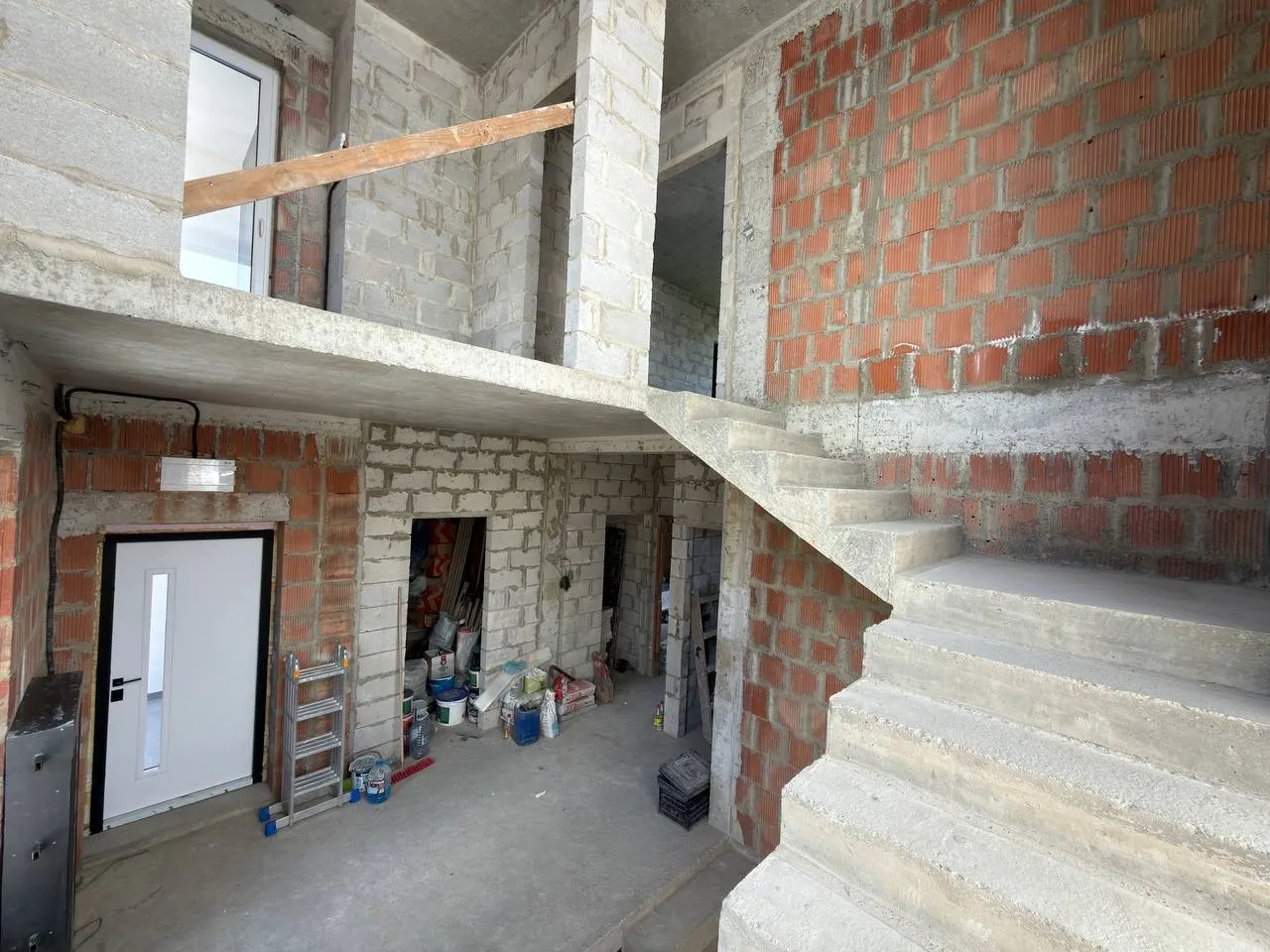 Chișinău Buiucani str. Dragomirna 4