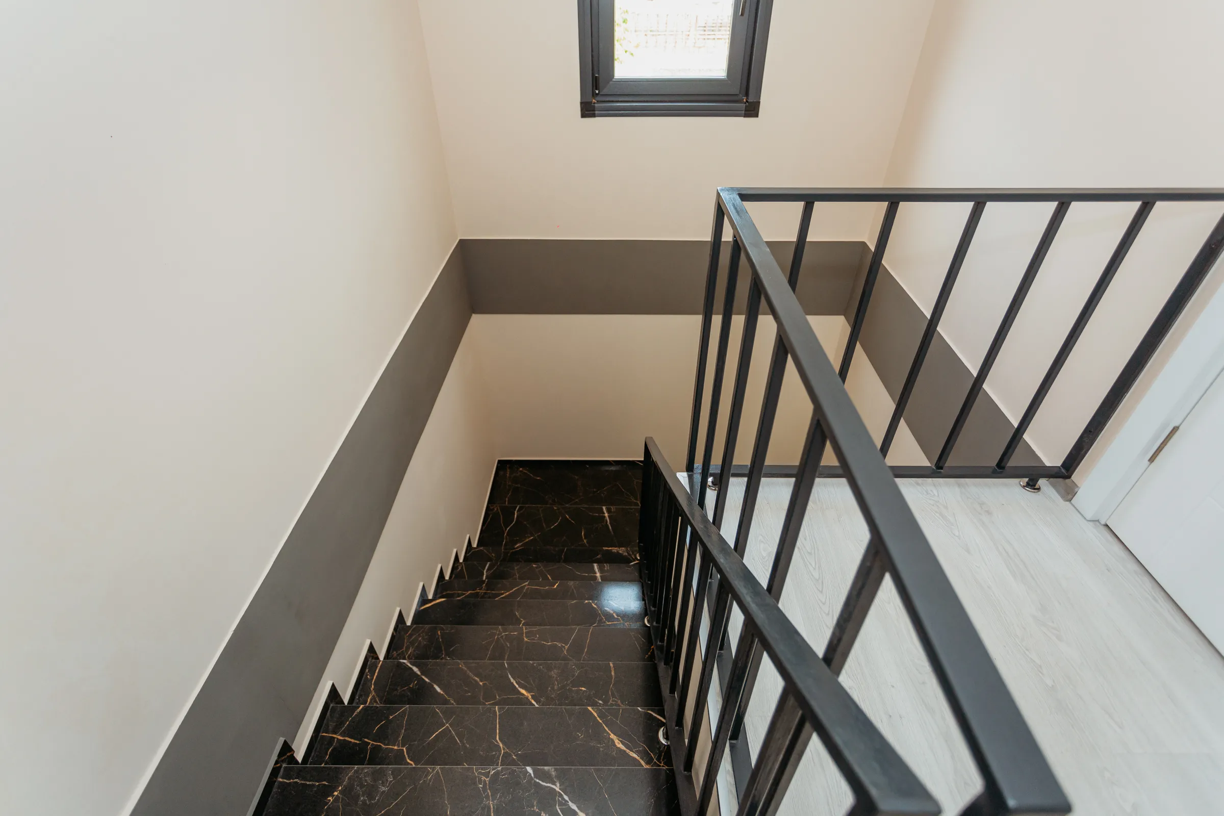 Ialoveni Nimoreni str. Codrilor 16