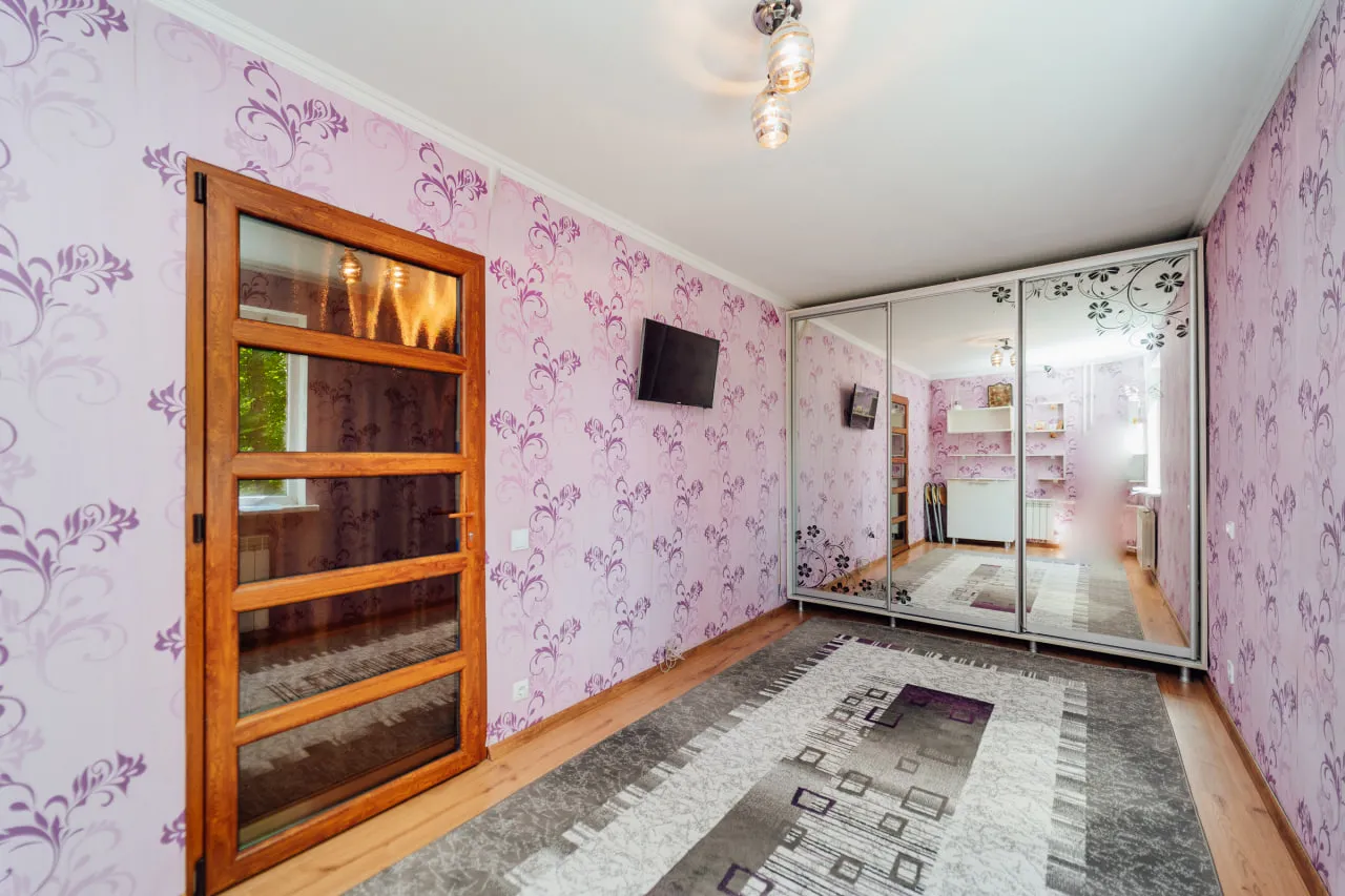 Chișinău Botanica str. Trandafirilor 5