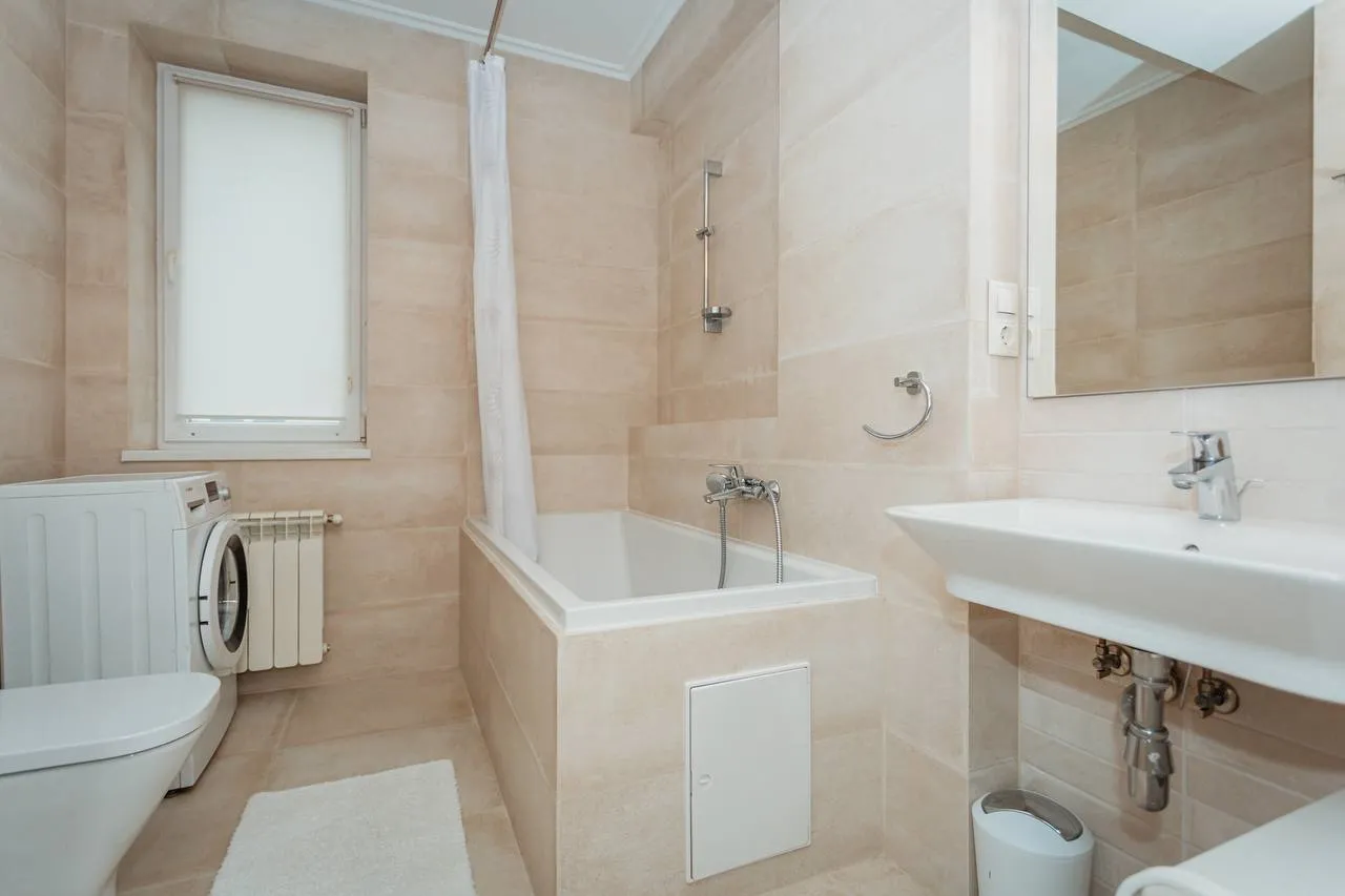 Chișinău Centru str. Vlaicu Pârcălab 6