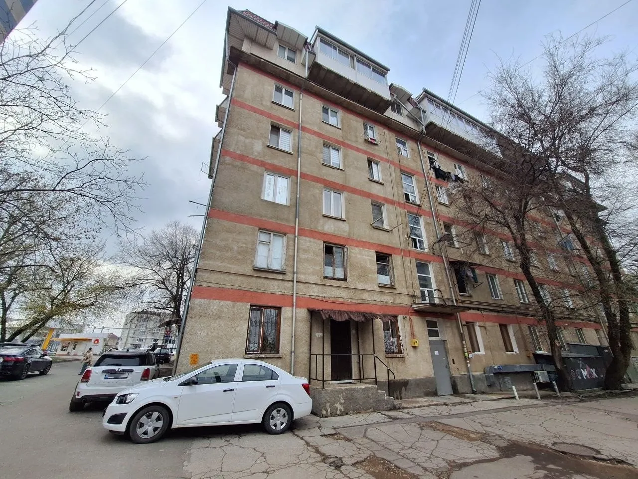 Chișinău str. Gheorghe Asachi 7