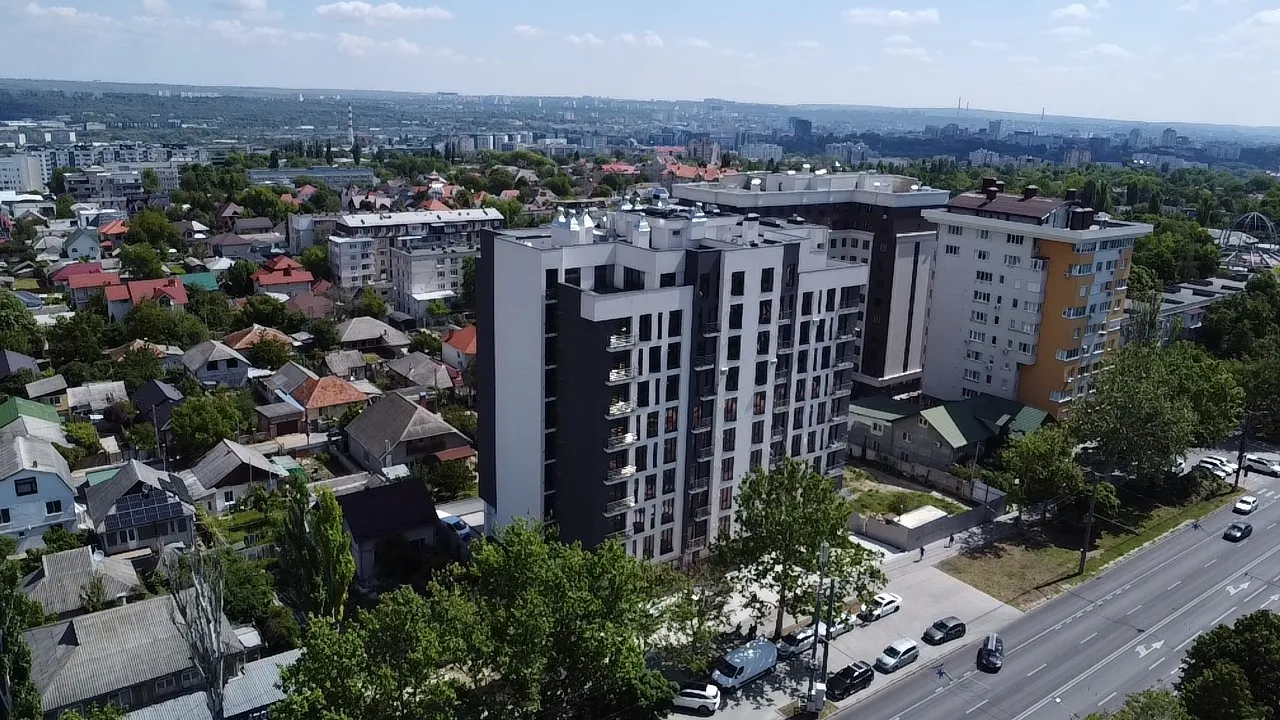 Chișinău Buiucani str. Alba Iulia 3