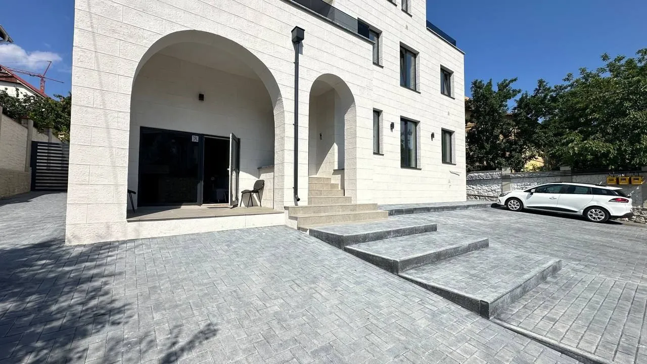 Ialoveni Centru str. Merilor 0