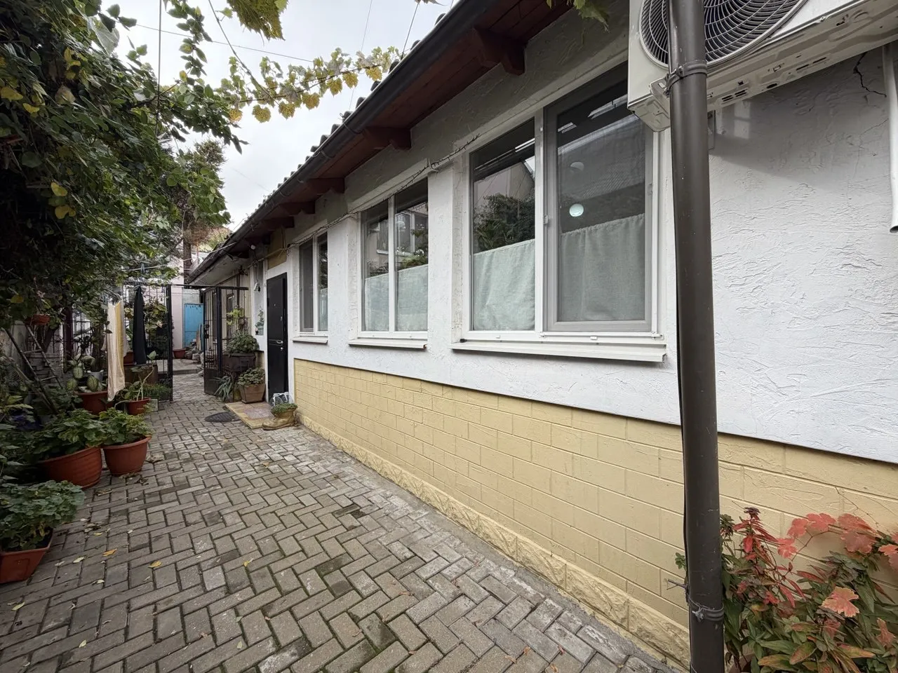 Chișinău Centru str. Mihail Kogălniceanu 9