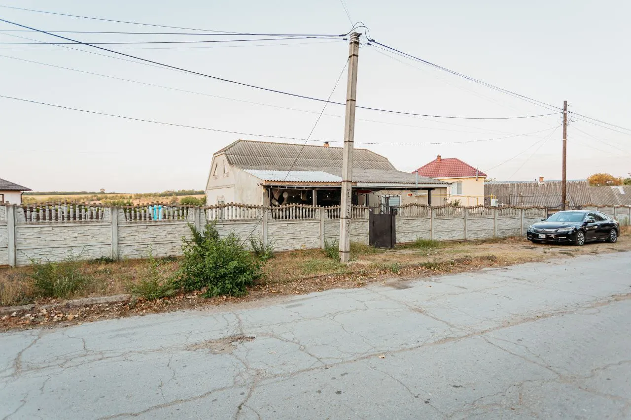 Anenii Noi Chetrosu str. Plopului 15