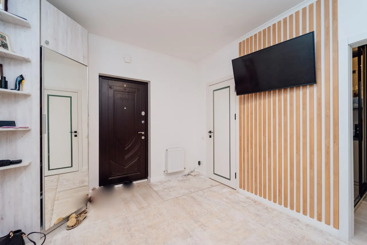 Chișinău Botanica str. Grenoble 8