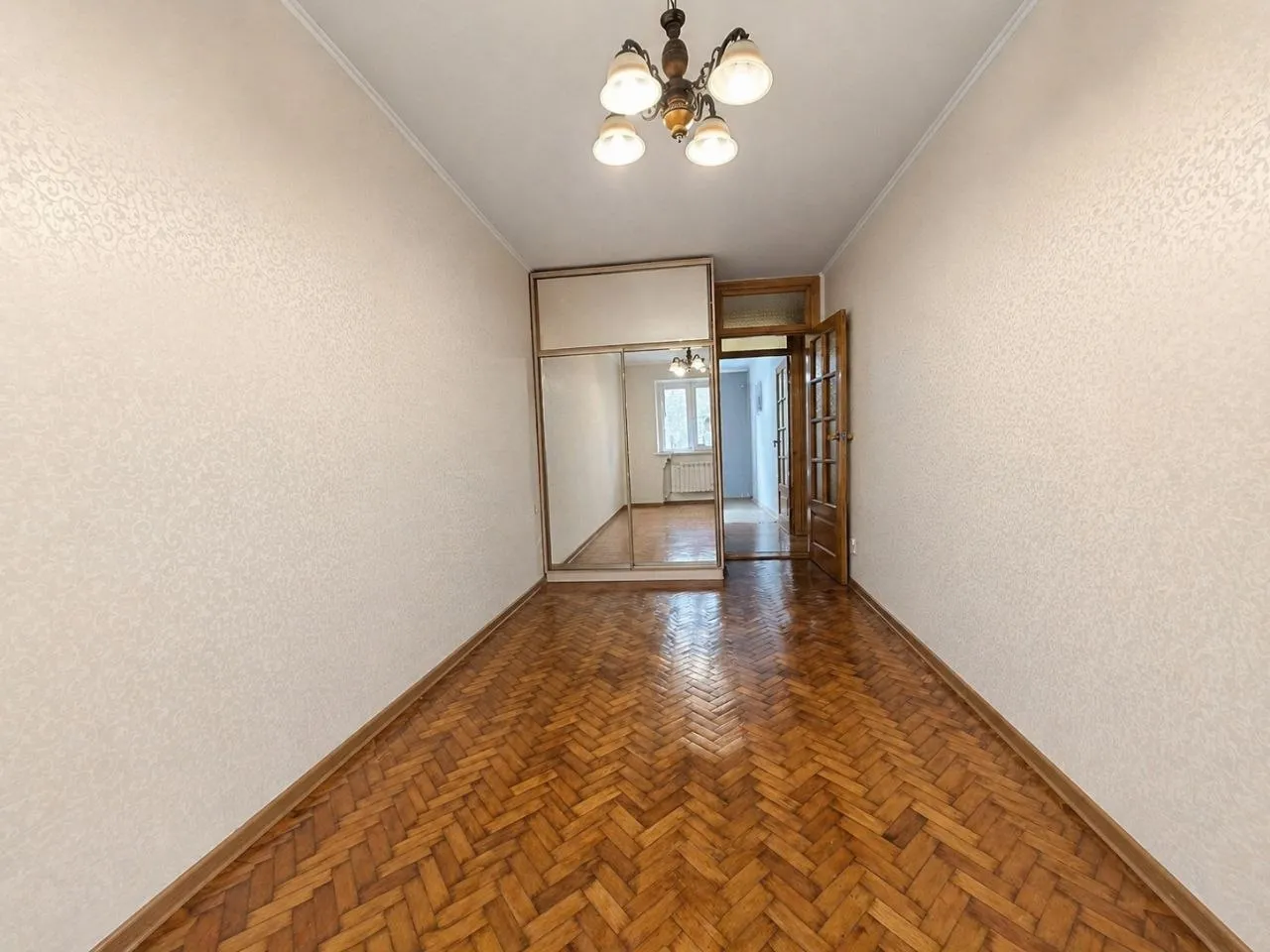 Chișinău Botanica bd. Dacia 5