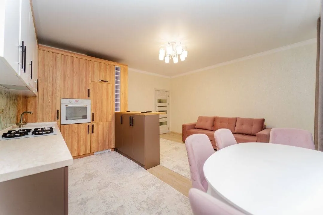 Liviu Deleanu 10/1  12